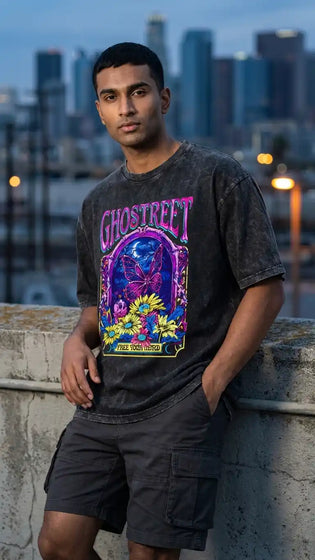 Ghostreet-Crew-vintage-black-acid-wash-psychedelic-butterfly-graphic-t-shirt — Photo 1