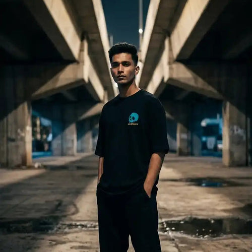 black-dripping-skull-oversized-t-shirt male model standing outside