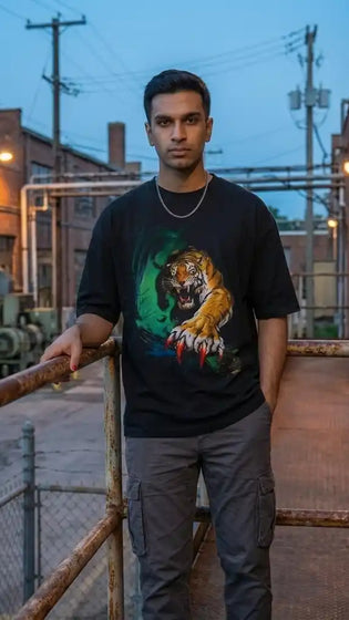 Ghostreet Unisex Drop Shoulder Oversized Streetwear T-Shirt — Photo 2